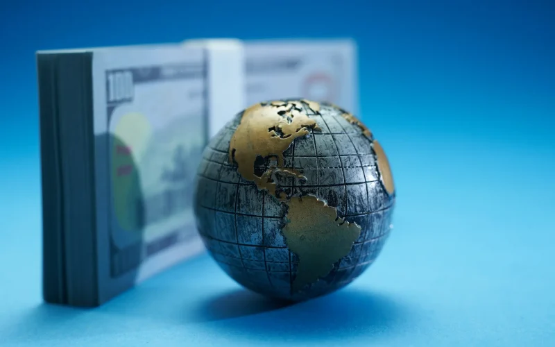 Indices as a Mirror of the Global Economy