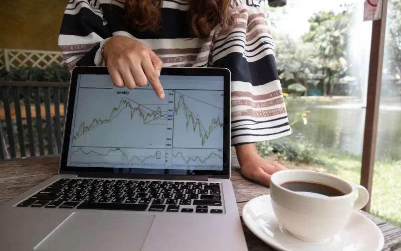 A Beginner’s Guide to Stock Trading Online